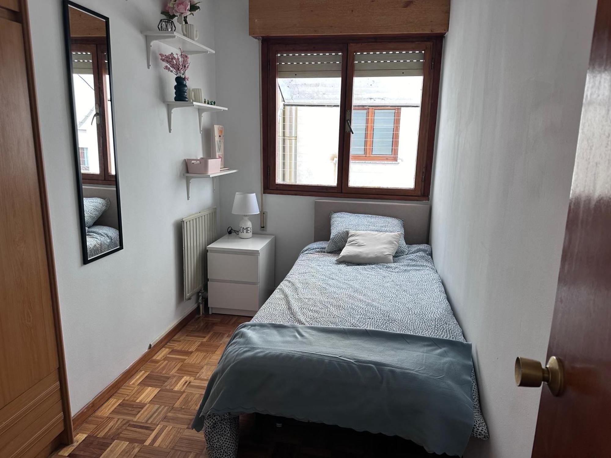 Acogedor Apartamento Con Vistas A La Catedral Y Parking Oviédo Exterior foto