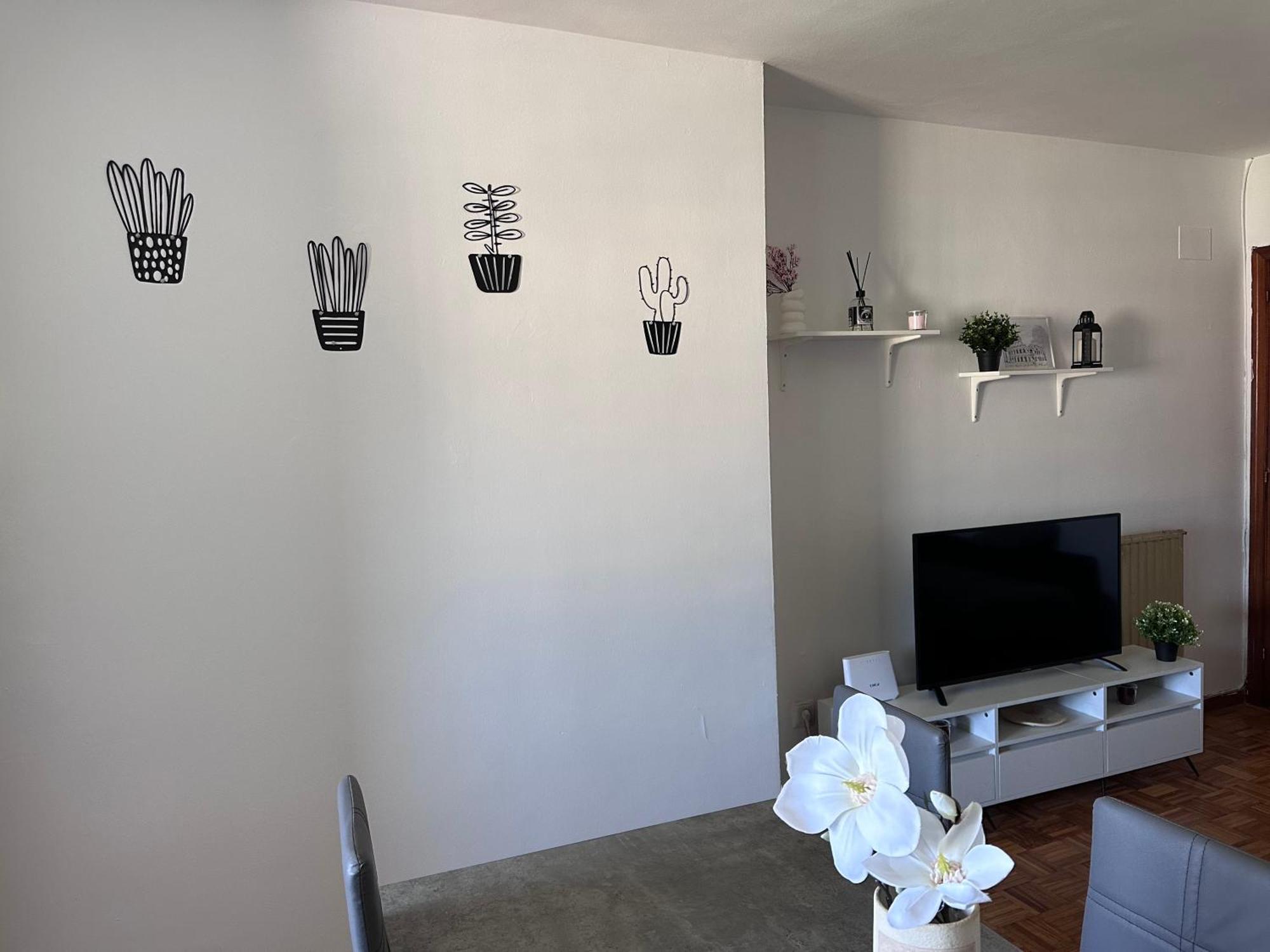 Acogedor Apartamento Con Vistas A La Catedral Y Parking Oviédo Exterior foto