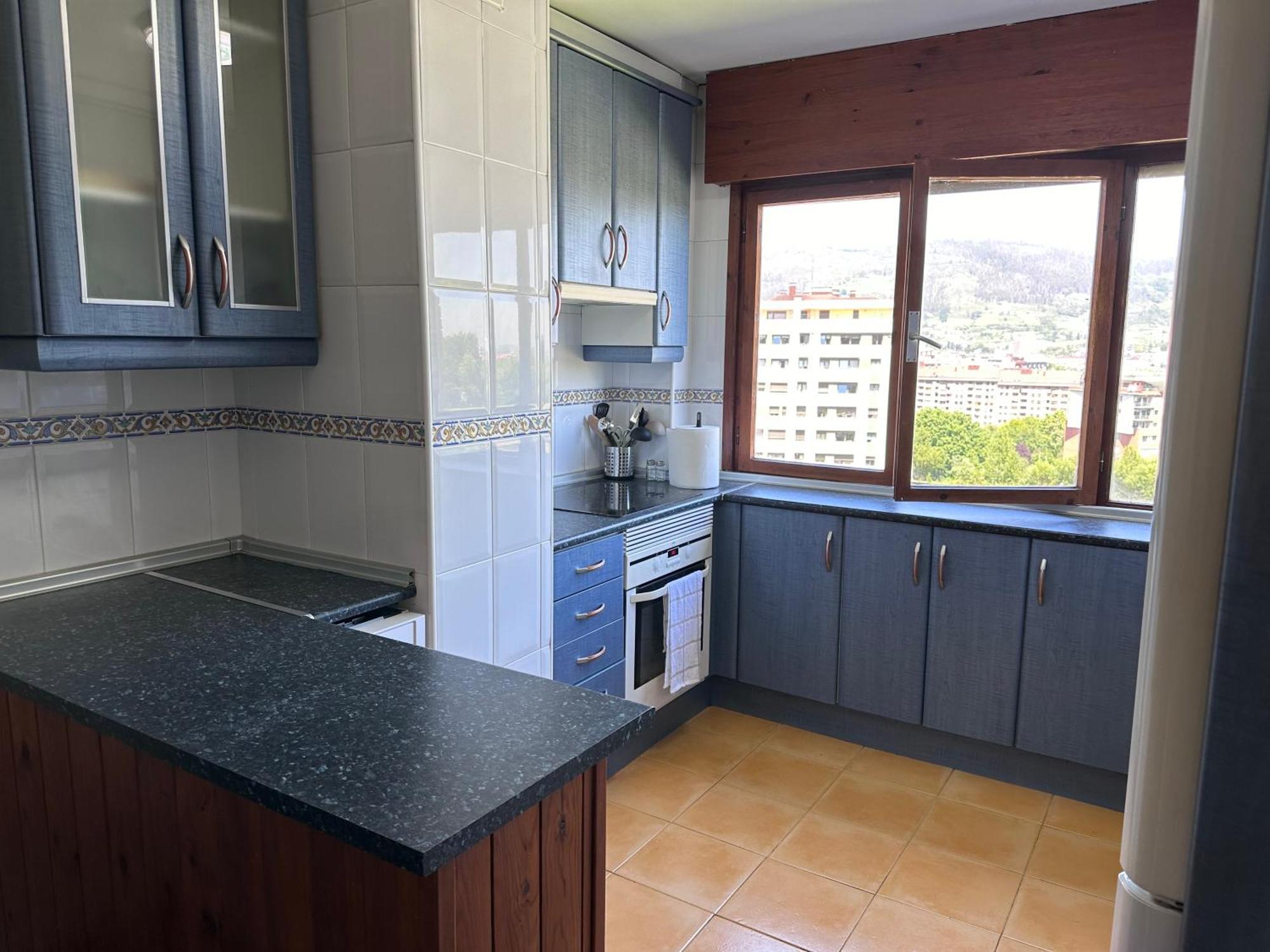 Acogedor Apartamento Con Vistas A La Catedral Y Parking Oviédo Exterior foto